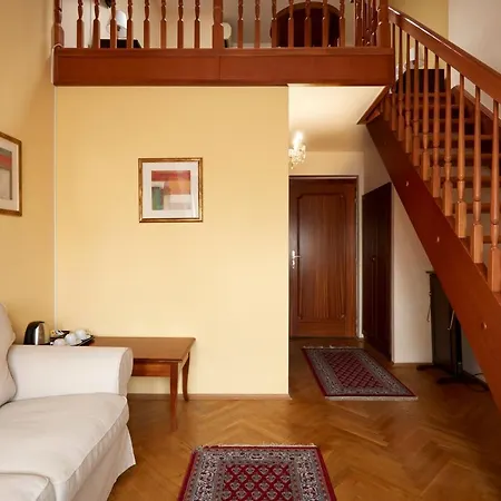 Fleur De Lis 4* Prague