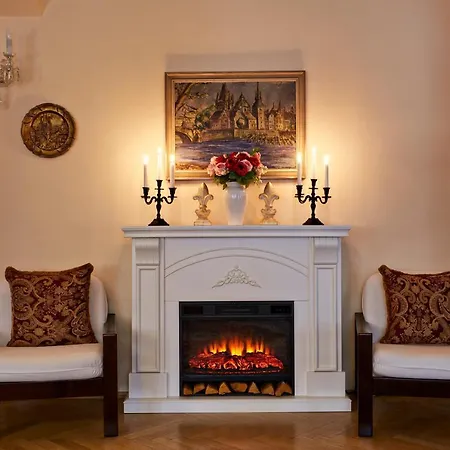Fleur De Lis Hotel 4*