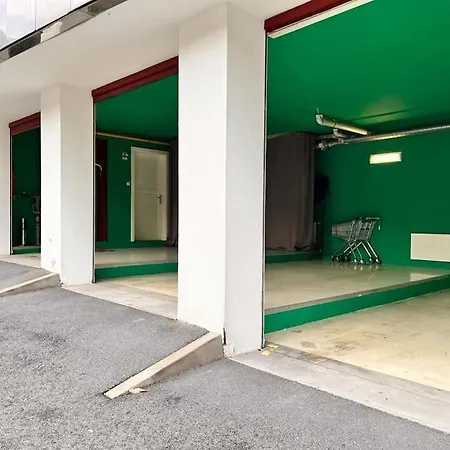 Apartment Lovely 3bd - Rooftop - Jacuzzi&sauna