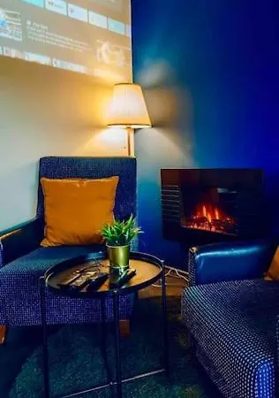 Lovely 3bd - Rooftop - Jacuzzi&sauna *