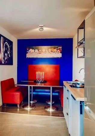 Apartment Lovely 3bd - Rooftop - Jacuzzi&sauna *