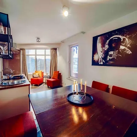 Apartment Lovely 3bd - Rooftop - Jacuzzi&sauna *