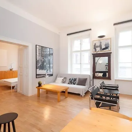 Charming Vodickova Apartment Prague