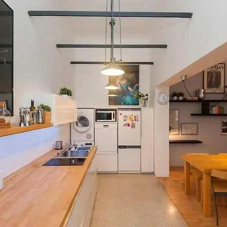 Charming Vodickova Apartment Prague