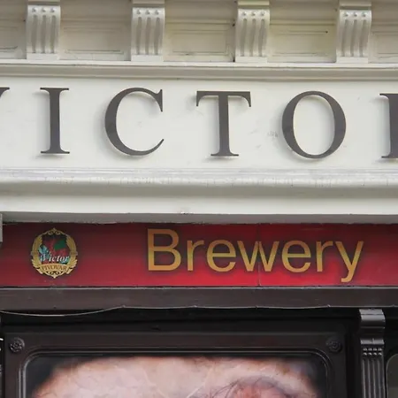 Victor