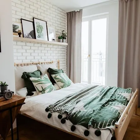 Apartment Loft With Balcony In Centre