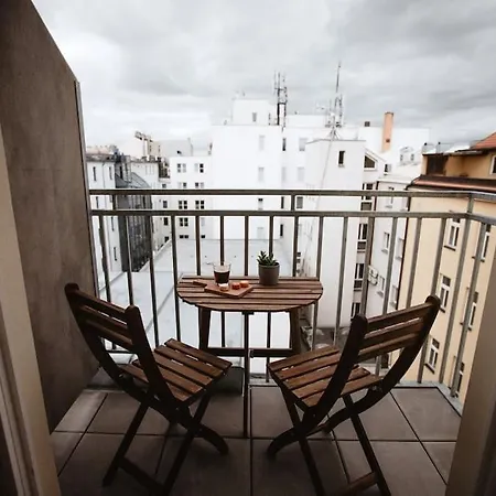 Apartment Loft With Balcony In Centre *