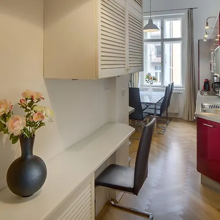 Hotel apartamentowy Old Town Square Praga