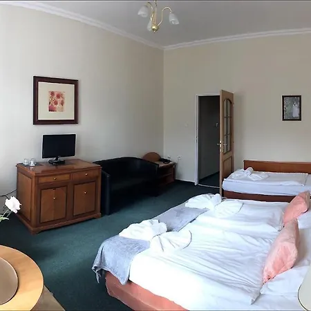 Geo Hotel 3*