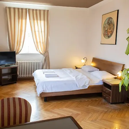 Apartmán Thunovska Praha