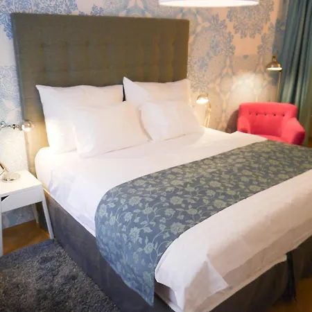 Hotel Dahlia 3*