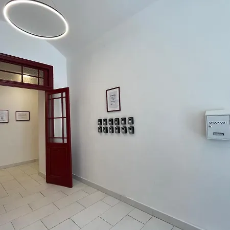 Figaro Aparthotel 4*