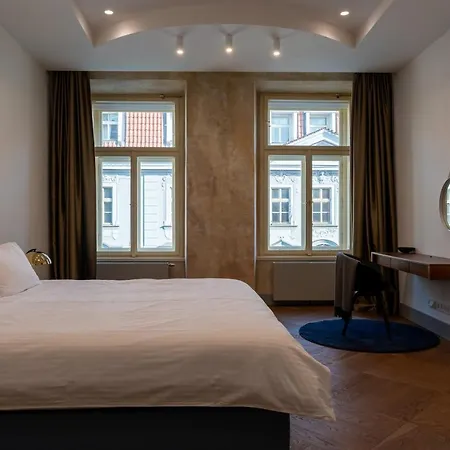 Luxury Old Town Apt, Parking Apartment Prague