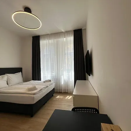 Figaro 4* Prague