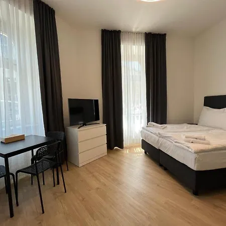 Aparthotel Figaro 4*