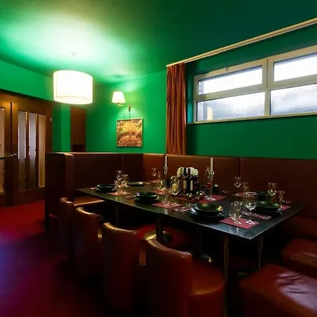 Private Casino Royal Apartment
