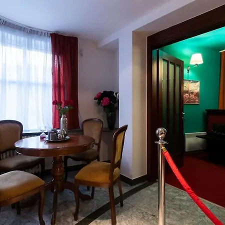 Apartment Private Casino Royal