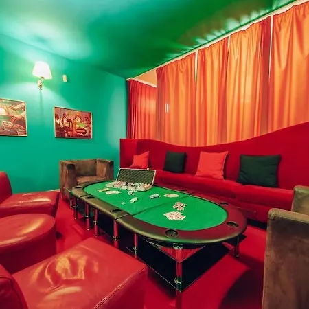 Private Casino Royal * Prague