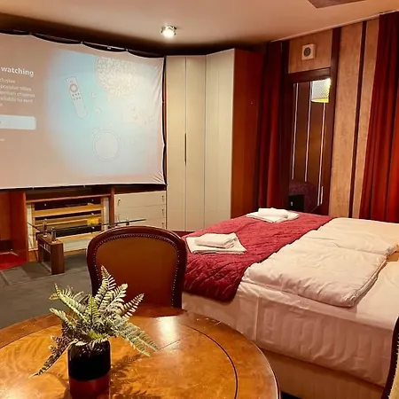 Apartment Private Casino Royal