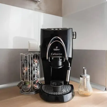 2 Bedrooms Near Wenceslas Sq Apartament