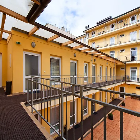 Seifert Prag