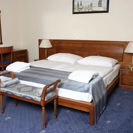 Modra Ruze Aparthotel