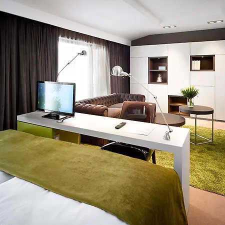 Szálloda Innside By Melia Old Town 4*