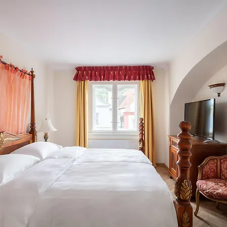 Lobster Aparthotel Prague