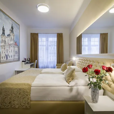 Taurus Hotell 4*