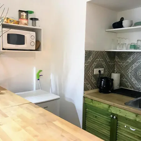 Fun Tiki Vibe / Charles Bridge / Netflix Appartement *