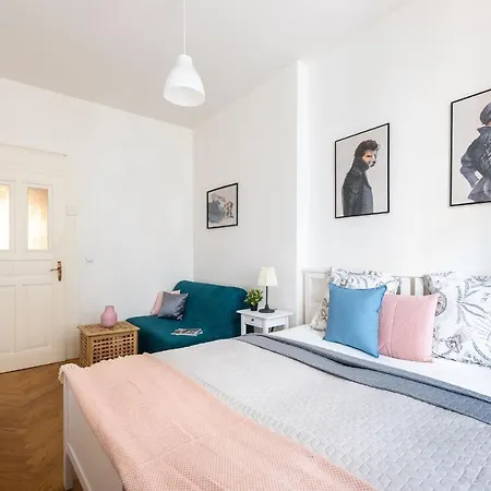 Grand Deluxe Vip Apartment