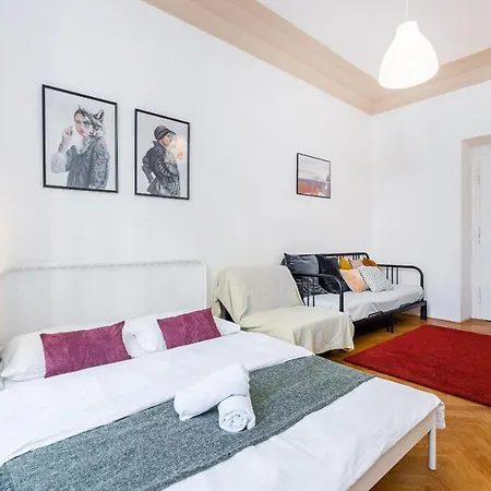Grand Deluxe Vip Apartment *