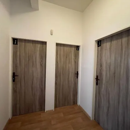 Hostel Helen U Namesti Miru Prague