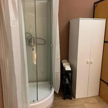 Hostel Helen U Namesti Miru