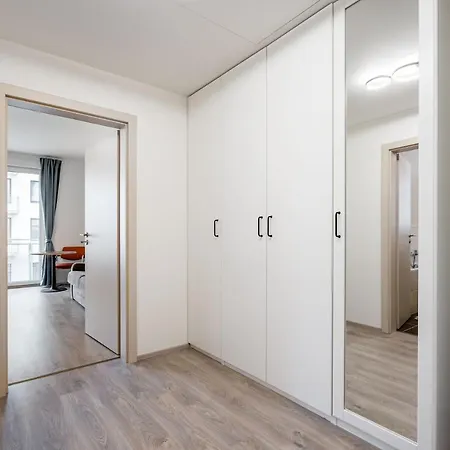 Auriapartments Liben Novy 1kk S Garazi Praha