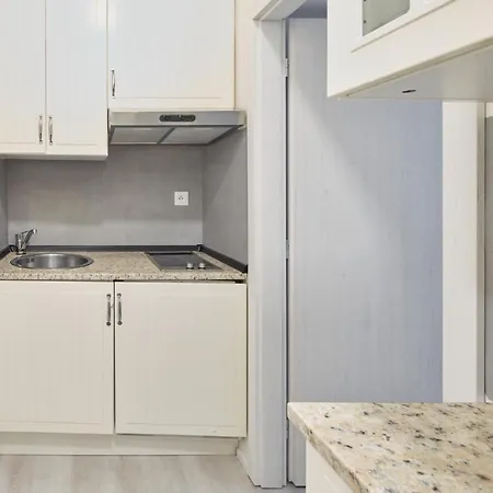 Days - Stylish - Trendy Neighborhood Appartement Prague