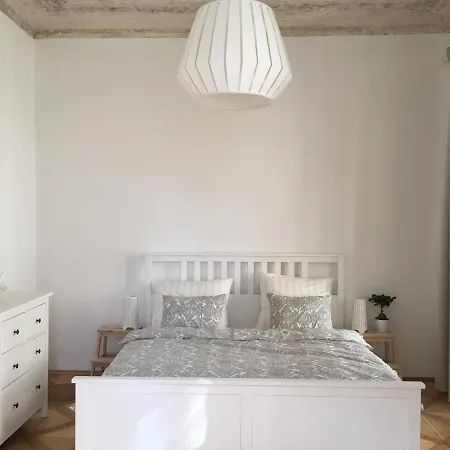Stylish 5 Mins From The Charles Bridge * Prague