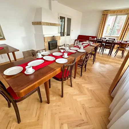 Villa Retro Villa Prague 700Sqm Indoor-Pool, Sauna, Bbq, Table Soccer *