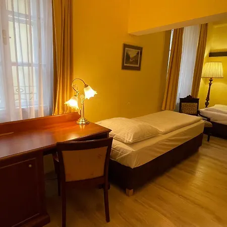 King George Hotel