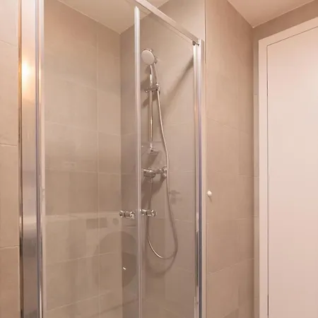 Industrialux In Premium Smichov City By Rentez Apartment *