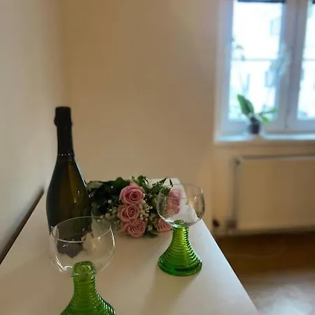Flat In The House & Dog Friendly Prague