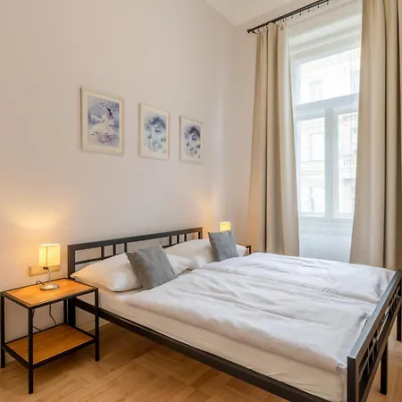 Palace Petrarca Apartment Prague