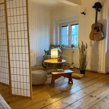 Flat In The House & Dog Friendly Apartment *