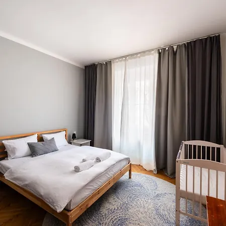 Apartament Gallery Praga