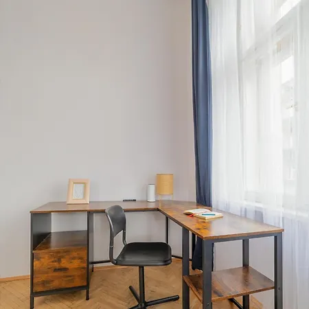 Authentic Czech Experience By Rentez Apartman