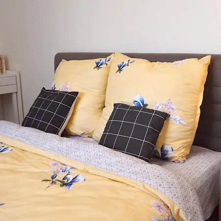 Appartement With Free Parking In *