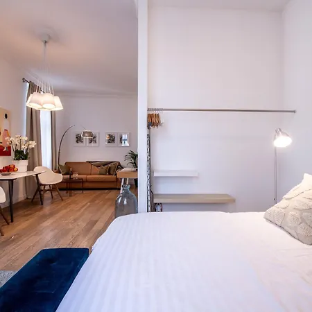 Appartement Modern Downtown - Renovated, On Ideal Location *