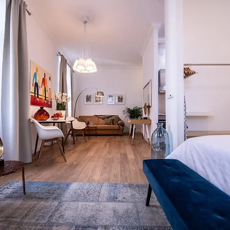 Modern Downtown - Renovated, On Ideal Location Appartement *