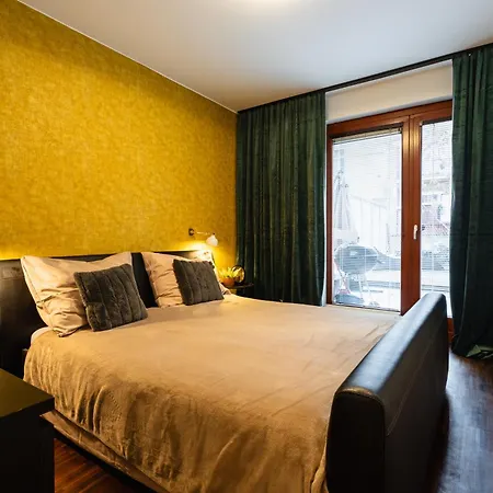 Auriapartments Karlin 2kk S Terasou A Parkovanim Prague