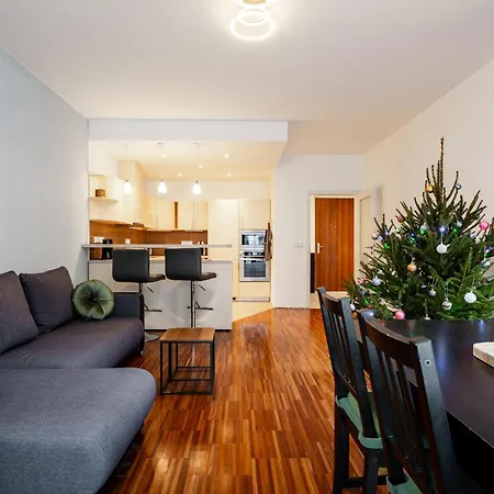 Auriapartments Karlin 2kk S Terasou A Parkovanim *